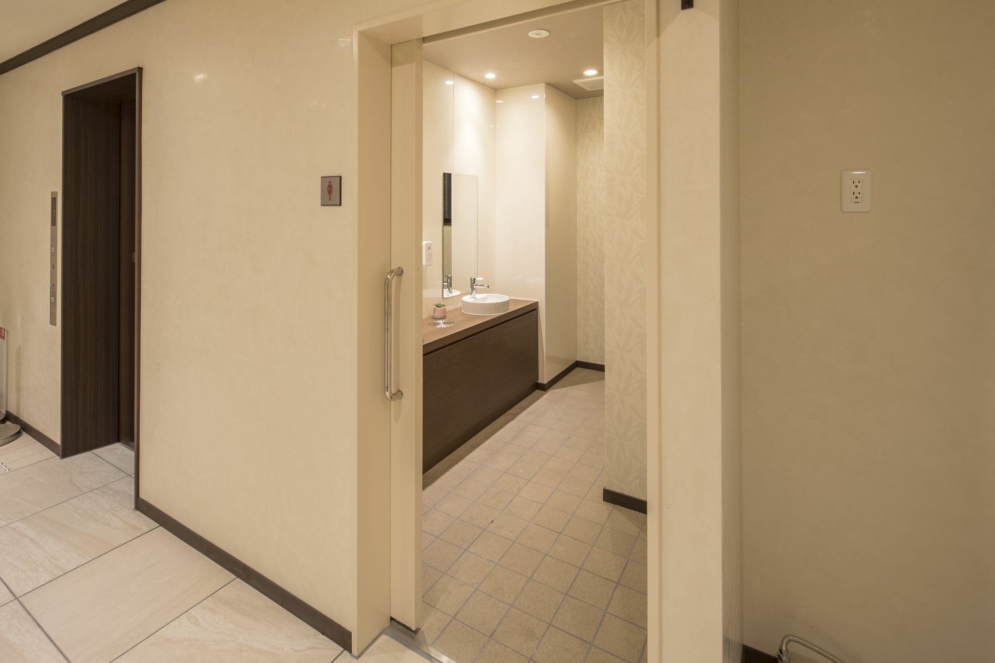 Hotel Wbf Yodoyabashi Minami أوساكا المظهر الخارجي الصورة